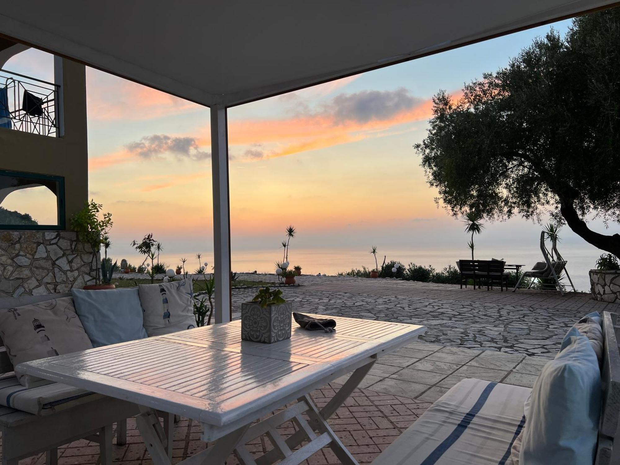 La Casa D' Irene (Adults Only) Otel Áyios Nikítas Dış mekan fotoğraf