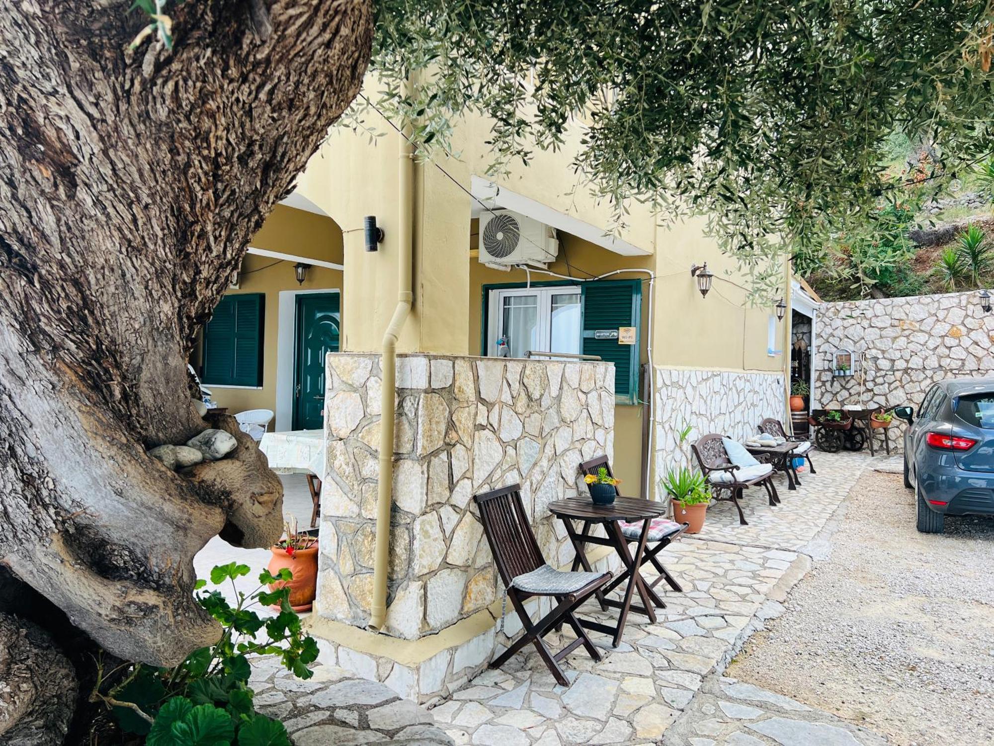 La Casa D' Irene (Adults Only) Otel Áyios Nikítas Dış mekan fotoğraf